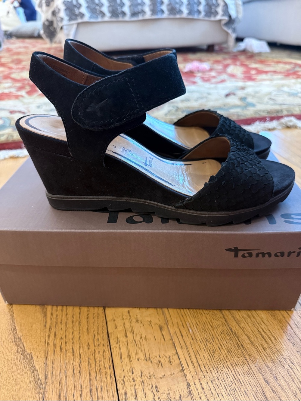 Tamaris Black Suede Wedge Sandals size 8 / 39